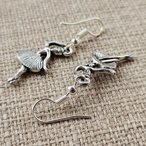 Dancing Lady Earrings Silver Tone Drop Down Ear Fashion Jewelry Vintage style - Picture 7 of 8